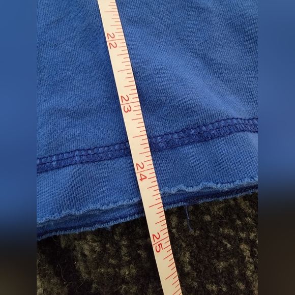 Hollister long sleeve tee - Picture 2 of 4